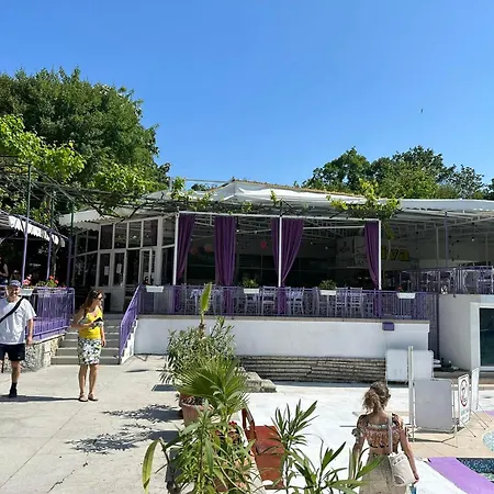 рива Hotel