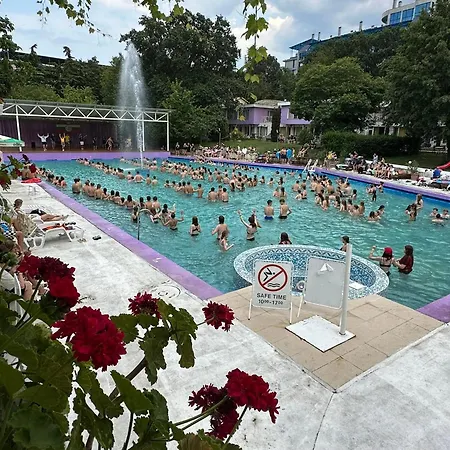 рива Hotel Nisipurile de Aur