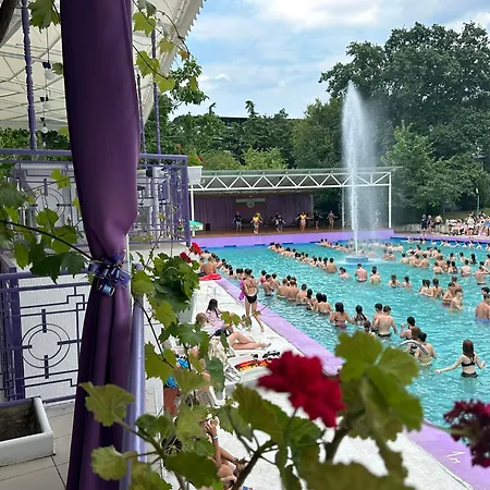 рива Hotel 2*